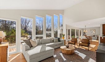 3936 Holden Dr, Ann Arbor, MI 48103