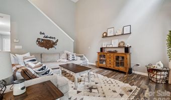 1803 Endeavor Ln, Clover, SC 29710