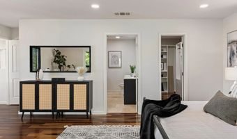 8530 Rockledge Rd, La Mesa, CA 91941