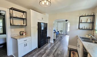 2002 Chouteau Ave, Baxter Springs, KS 66713