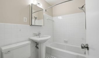 10607 KENILWORTH Ave K-202, Bethesda, MD 20814