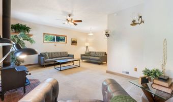 11514 SE WOOD Ave, Milwaukie, OR 97222