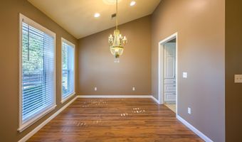 8 Oak Meadow Cv, Batesville, AR 72501