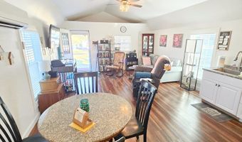 306 Huckeba Dr, Apalachicola, FL 32320