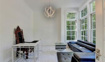 337 Lakeshore Dr, Berkeley Lake, GA 30096