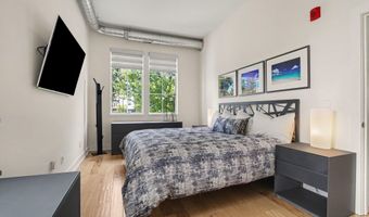 410 N 1st St 203, Ann Arbor, MI 48103