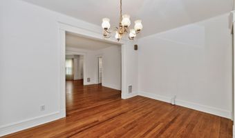 386 Division St, Amsterdam, NY 12010