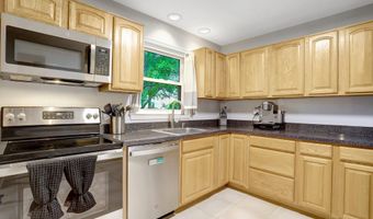4518 FLINTSTONE Rd, Alexandria, VA 22306