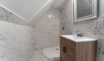 442 AVENUE E, Bayonne, NJ 07002