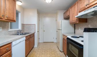 330 SIMMONSVILLE Ave, Johnston, RI 02919