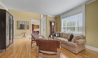 219 Ridgefield St, Bentonville, AR 72712