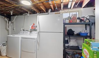 141 Woodward Ave, East Providence, RI 02914