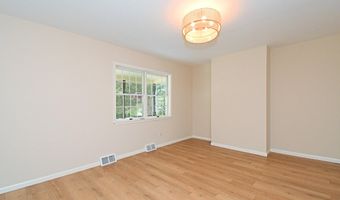 210 S CHESTNUT St, Ambler, PA 19002