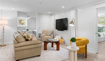 426 Spring St B101, Newport, RI 02840