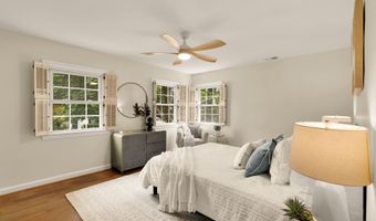 7822 MOORLAND Ln, Bethesda, MD 20814