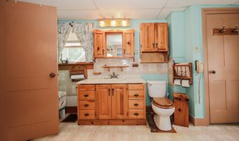 12 Old Deerfield Rd, Candia, NH 03034