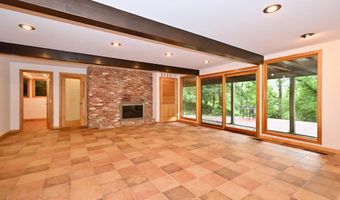 7019 MACARTHUR Blvd, Bethesda, MD 20816