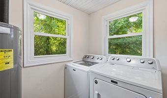 103 N James St, Ashland, VA 23005