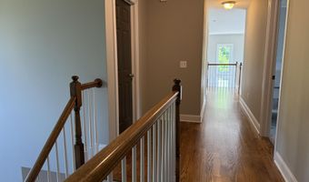 7 Hammerstone Ln, Altamont, NY 12009
