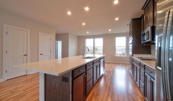 20285 NEWFOUNDLAND Sq, Ashburn, VA 20147