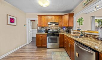 625 N Shore Rd, Absecon, NJ 08201