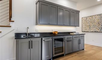 2808 Palisades Cir, Bentonville, AR 72712