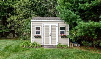 19 Audubon Ln, Coventry, RI 02831