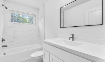 397 Southern Blvd, Bayville, NJ 08721