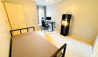 2808 Barclay Way, Ann Arbor, MI 48105