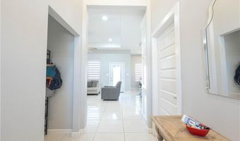 520 Country Club Dr, Alamo, TX 78516