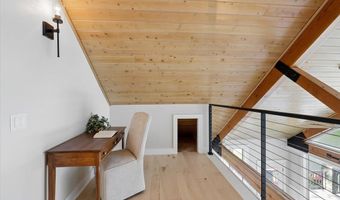 78 Rollins Rd, Alton, NH 03810