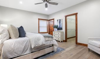 9823 103rd St NW, Annandale, MN 55302