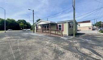 4 Green St, Athens, TN 37303