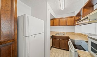 101 AUPUNI St 521, Hilo, HI 96720