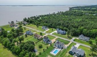 109 Cooper Landing Dr, Aydlett, NC 27916