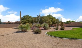 19274 Kanbridge St, Apple Valley, CA 92308