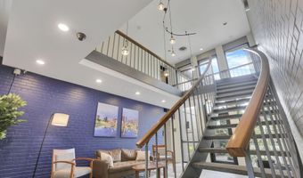 3070 Riverside Dr, Columbus, OH 43221