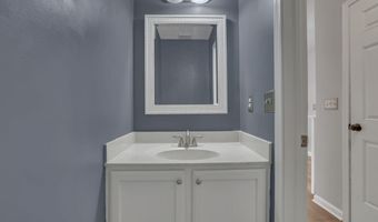 9310 Prestwick Green Dr, Columbus, OH 43240