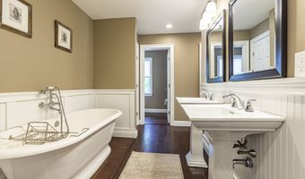 112 John Hand Dr, Coventry, CT 06238