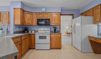 2521 E INGLEWOOD Pl, Appleton, WI 54915