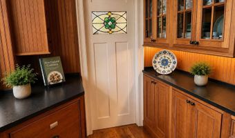 89 Chestnut Hill Rd, Amherst, NH 03031