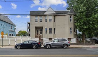 154 BROADWAY, Bayonne, NJ 07002