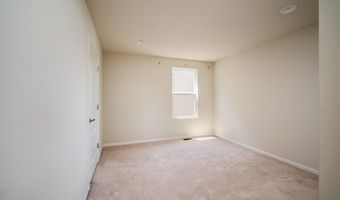 2825 Dillon Dr, Ann Arbor, MI 48105