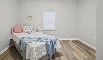 301 Lampert St, Alton, IL 62002