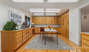 889 E Chardie Rd, Boise, ID 83702
