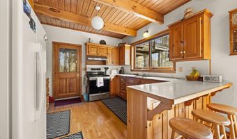 40 Indian Ladder Dr, Altamont, NY 12009