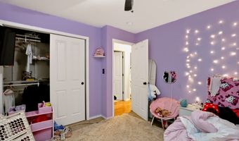7102 Harness Lakes Dr, Indianapolis, IN 46217