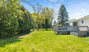 1647 Saint Francis Ln, Altoona, PA 16602