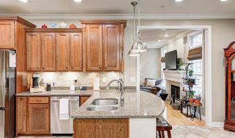 6052 Pine Bluff Dr, Avon, IN 46123