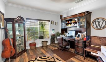 19420 Red Feather Rd, Apple Valley, CA 92307